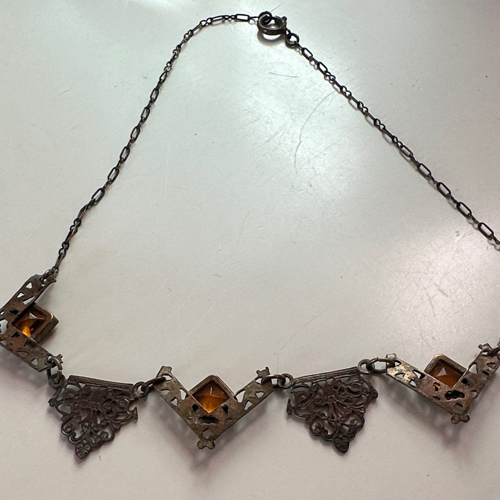 Elegant Silver and Amber Necklace - Picture 4 of 5